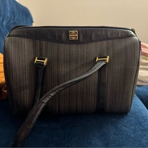 AUTHENTIC GIVENCHY DOCTOR BAG VTG  with Pouch Wallet